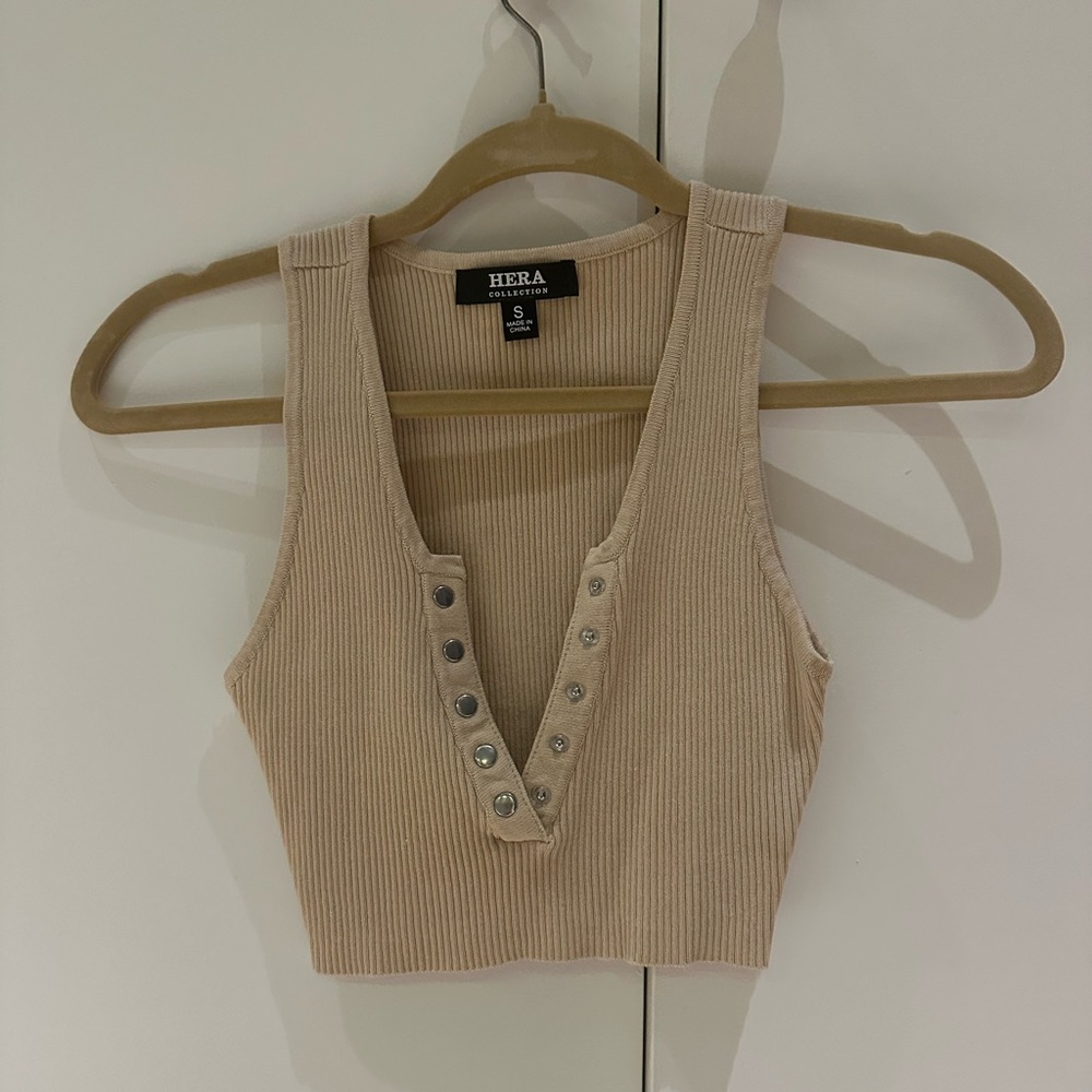 Beige cropped tank. Never worn